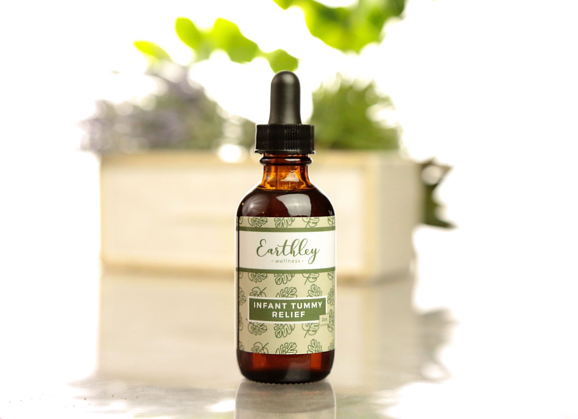 This Infant Tummy Relief - 2oz by Earthley is the perfect solution for babies struggling with gas, bloating, the hiccups, and general tummy discomfort. Diet changes, leg bicycling, and tummy massage are helpful, but sometimes you just need your baby to feel better now. That’s why we created Infant Tummy Relief!