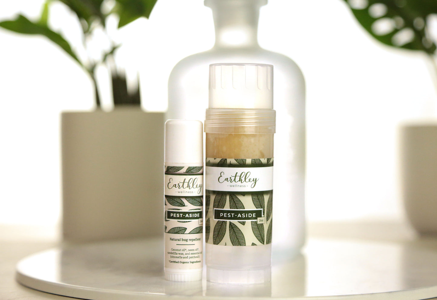 This Pest Aside - 2oz Stick by Earthley contains a blend of coconut and neem oil, candelilla wax, and insect-repelling essential oils to create the ultimate salve for bug bite prevention. Unlike sprays, it won’t spill or leak, and there’s no nasty fumes to inhale. A little bit goes a long way, which makes this salve stick cost-effective. It’s mess-free and safe for the whole family 6 months+.