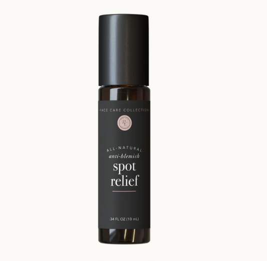 The Anti-blemish Spot Relief | 10 ml by Rowe Casa is a soothing blend of witch hazel and rose water combined with the power of frankincense, lavender, tea tree, and more that make these drops both powerful and effective for combating breakouts and blemishes.