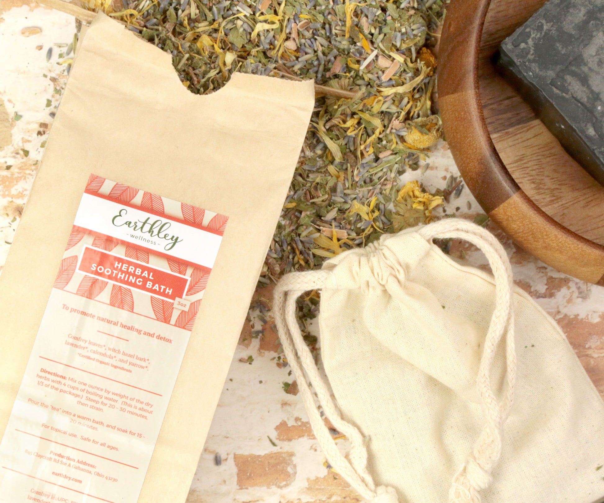 While this Herbal Soothing Bath by Earthely can be enjoyed by all, it was made especially with postpartum mamas in mind. It may promote the body's natural healing processes. It’s also safe for baby so you can bring your newborn along for some sweet bonding.