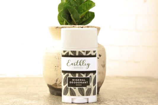 Earthely uses the simplest, cleanest ingredients to make our all-natural Mineral Deodorant - Woods Mango butter and apricot oil combine to gently nourish the skin, while arrowroot powder helps to keep skin dry. Magnesium detoxes, reduces odor, and has tons of health benefits too! Pure essential oils are added for a pleasant scent.