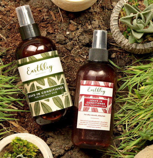 This Leave In Conditioner - Thick 8oz by Earthley is an all-natural solution that softens the hair and tones the scalp to promote hair and scalp health, as well as hair growth! It works to help keep hair shiny and manageable without being greasy or heavy.
