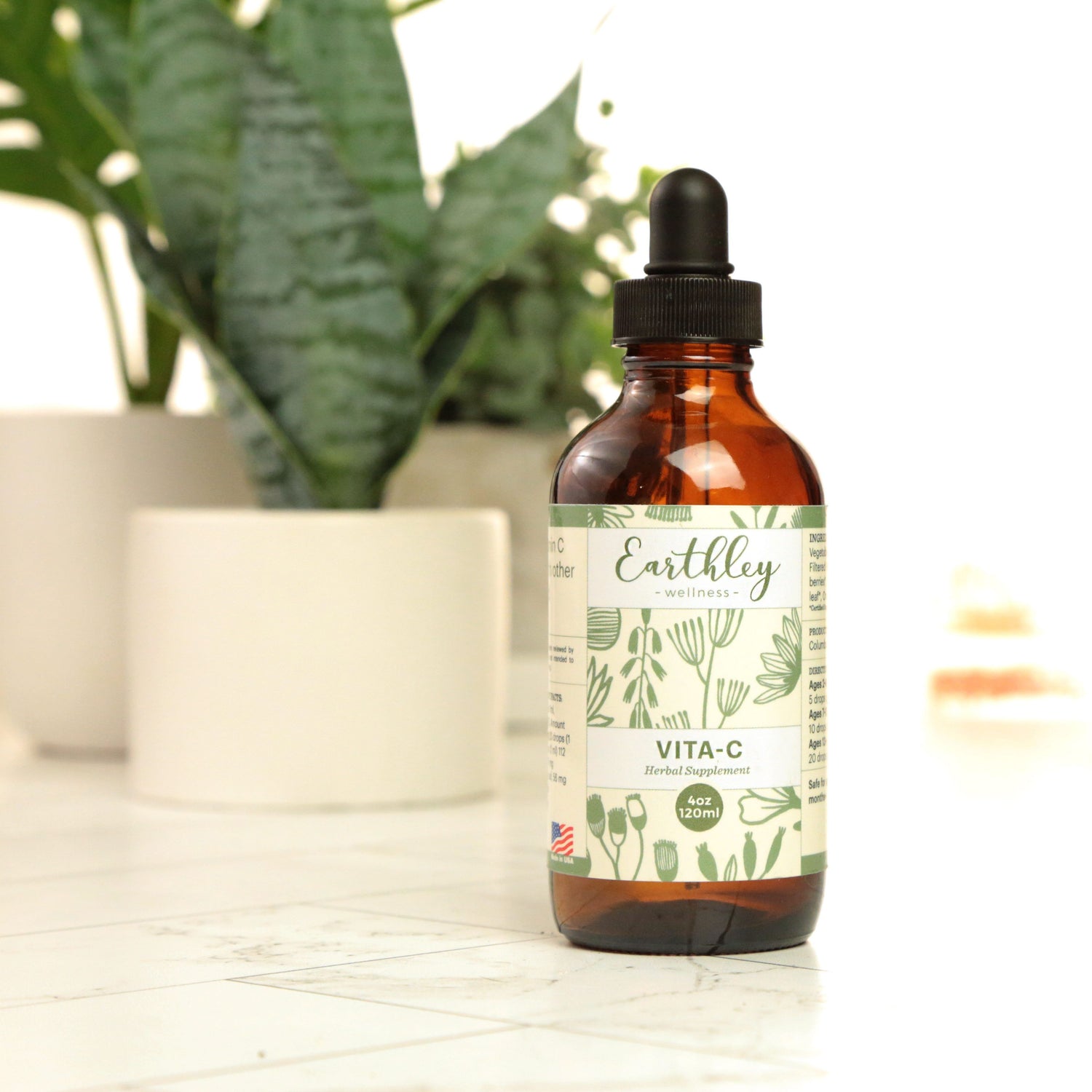 This Vita-C - 2oz by Eartherly is made by extracting whole herbs with organic vegetable glycerin. This preserves the naturally occurring nutrients. Vita-C is a liquid botanical extract that is bioavailable and easy to use. It is alcohol-free and safe for ages 6 months+!